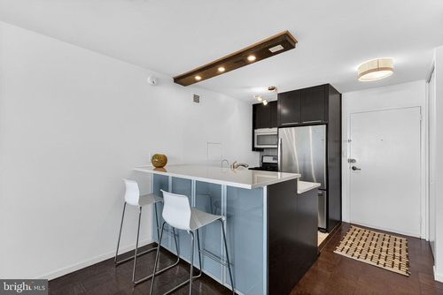 606-2030 F St Nw, WASHINGTON, DC, 20006-4250 | Card Image