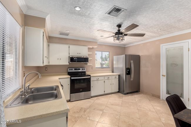 9714 N 55 Th Dr, House other with 3 bedrooms, 2 bathrooms and null parking in Glendale AZ | Image 11