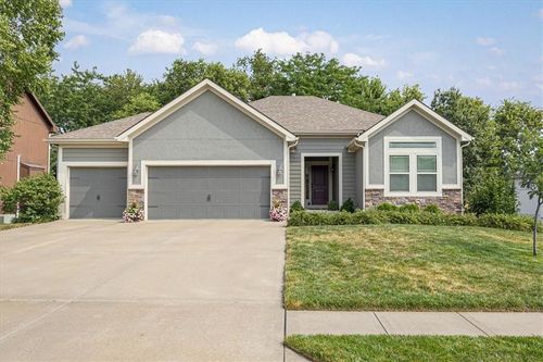 408 Lee Dr, Kearney, MO, 64060-7346 | Card Image