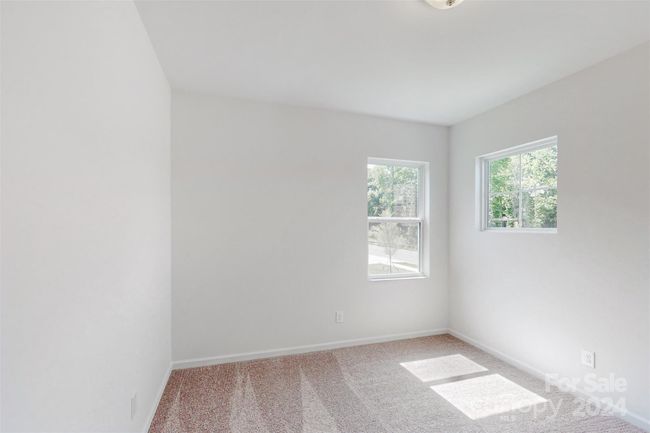 Secondary bedroom | Image 13