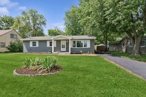 7825 Susan St, Morris, IL, 60450-8886 | Card Image