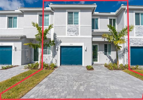 725-725 Se 13th Street Cir, Homestead, FL, 33034-3465 | Card Image
