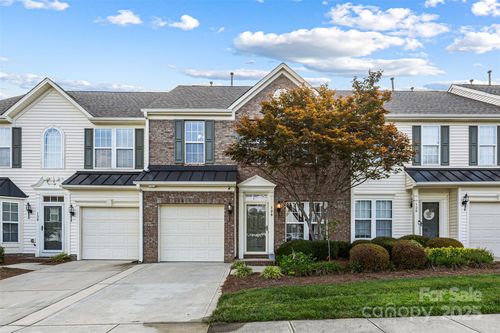 128 Autumn Falls Dr, Lake Wylie, SC, 29710-9108 | Card Image