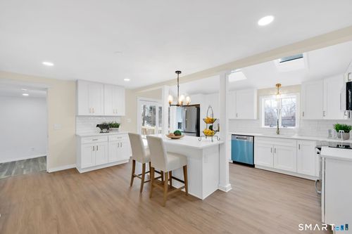 19 Tunnel Rd, Vernon, CT, 06066-5001 | Card Image