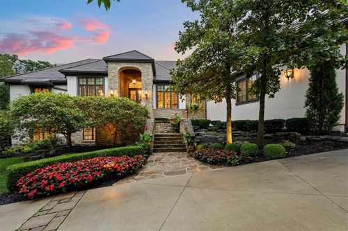 200 Hever Knoll Street, Loch Lloyd, MO, 64012 | Card Image