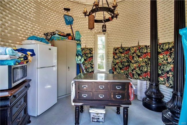 Interior of Pool House | Image 11