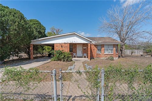 317 S 7th St, Donna, TX, 78537-3130 | Card Image