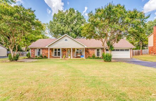 154 Bancroft Ave, Collierville, TN, 38017-1510 | Card Image