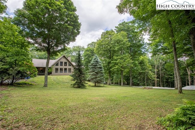 126 Rock Ledge Ln, House other with 5 bedrooms, 5 bathrooms and null parking in Sugar Mountain NC | Image 30