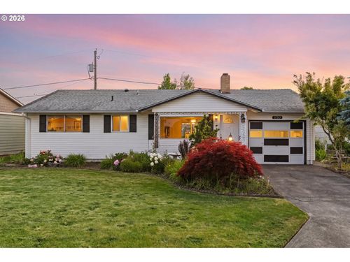 1740 Vanderbeck Ln, Woodburn, OR, 97071-2739 | Card Image