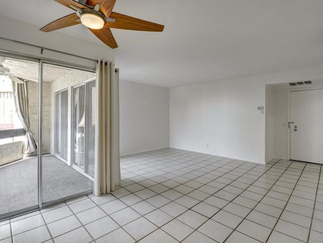 Single Level Entry | Image 16