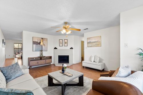 1412 Spicewood Dr, Mesquite, TX, 75181-4734 | Card Image