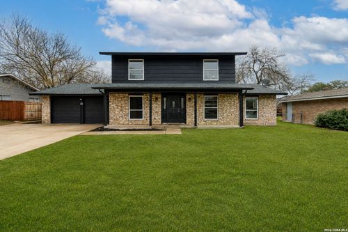 7906 Rustic Forest Dr, San Antonio, TX, 78239-3525 | Card Image