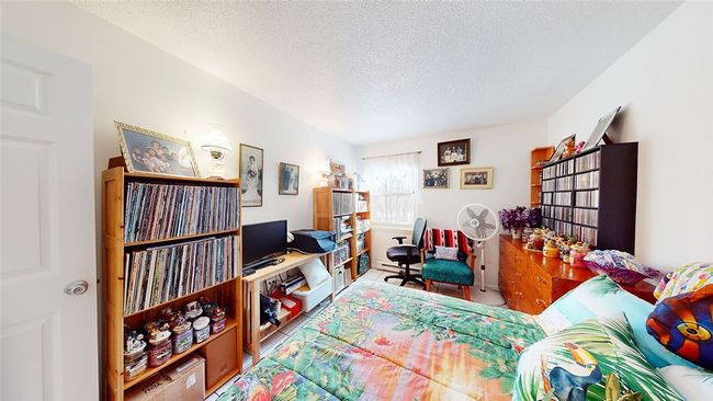B - 11 Apache Dr, Condo with 2 bedrooms, 1 bathrooms and 2 parking in Westerly RI | Image 17