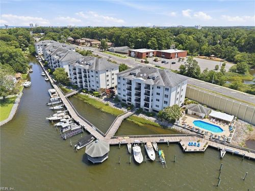 302-1284 Laskin Rd, Virginia Beach, VA, 23451-5271 | Card Image