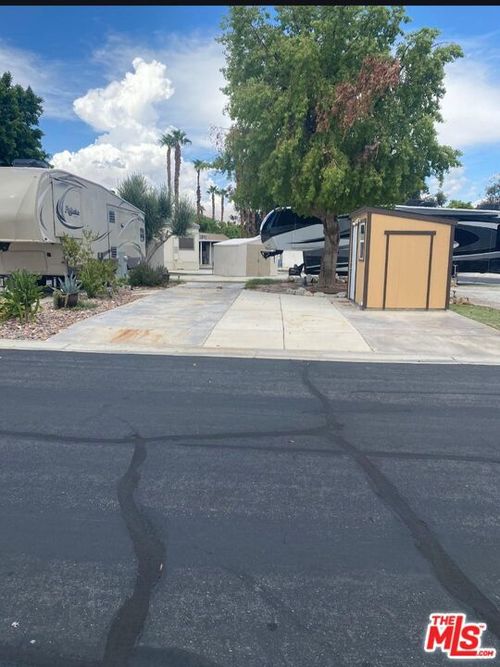 spc-235-84136 Avenue 44, Indio, CA, 92203-5635 | Card Image