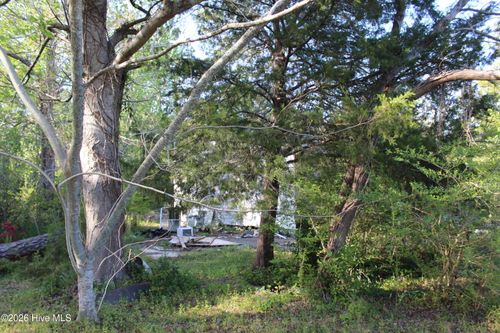 127 Lee St, Newport, NC, 28570 | Card Image