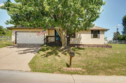 904 N 41st Street, Nixa, MO, 65714 | Card Image