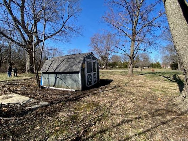 245 S 7 Th St, House other with 3 bedrooms, 1 bathrooms and 1 parking in Nokomis IL | Image 4