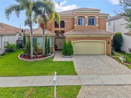 1884 Se 19th St, Homestead, FL, 33035-1992 | Card Image