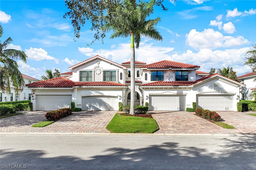 202 3165 Aviamar Circle, For Sale in Naples Zoocasa