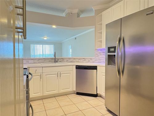 apt-410-10730 Nw 66th St, Doral, FL, 33178-3708 | Card Image