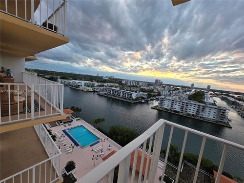 apt-1503-290 174th St, Sunny Isles Beach, FL, 33160-3252 | Card Image