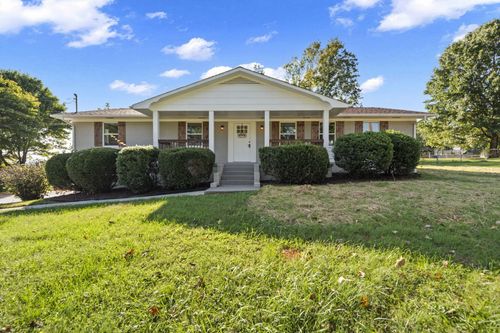 4979 Red Oak Dr, Morristown, TN, 37814-1227 | Card Image