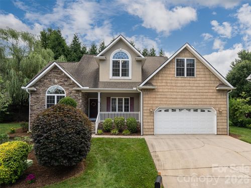 25 Driftstone Cir, Arden, NC, 28704-9140 | Card Image