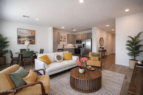 28131 N 28th Ave, Phoenix, AZ, 85085-7831 | Card Image