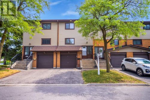 25 Carleton Pl, Brampton, ON, L6T3Z4 | Card Image