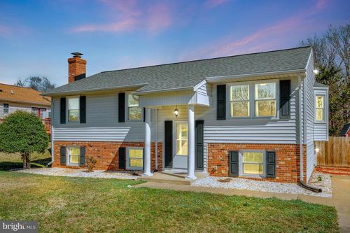 713 Shamrock Dr, FREDERICKSBURG, VA, 22407-6578 | Card Image