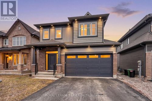 216 Helen Rapp Way, Ottawa, ON, K1T0P6 | Card Image