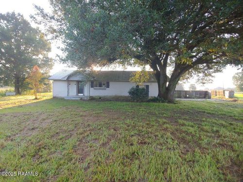 9119 Coulee Kinney Rd, Abbeville, LA, 70510-2106 | Card Image