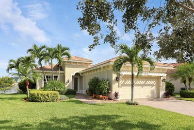 12094 Aviles Circle, House other with 3 bedrooms, 2 bathrooms and null parking in Palm Beach Gardens FL | Image 1