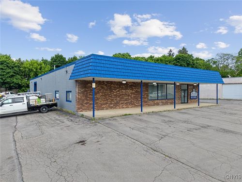 6315 S Salina St, Nedrow, NY, 13120-1026 | Card Image