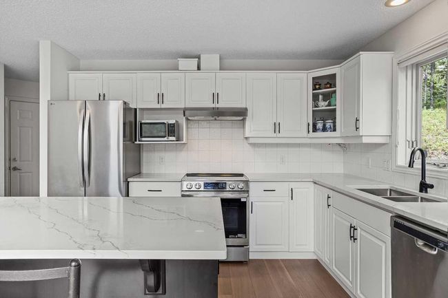 5 - 2 Aspen Glen, Home with 4 bedrooms, 4 bathrooms and 5 parking in Canmore AB | Image 12