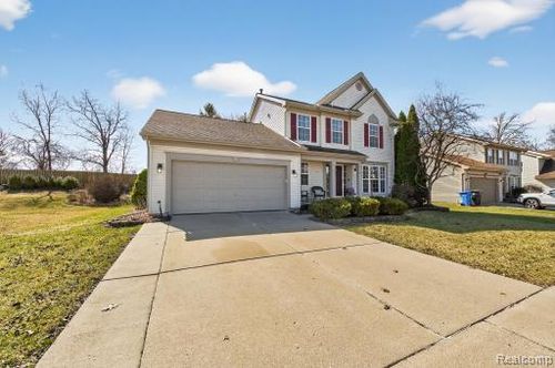 3644 Snowden Ln, Howell, MI, 48843-8646 | Card Image