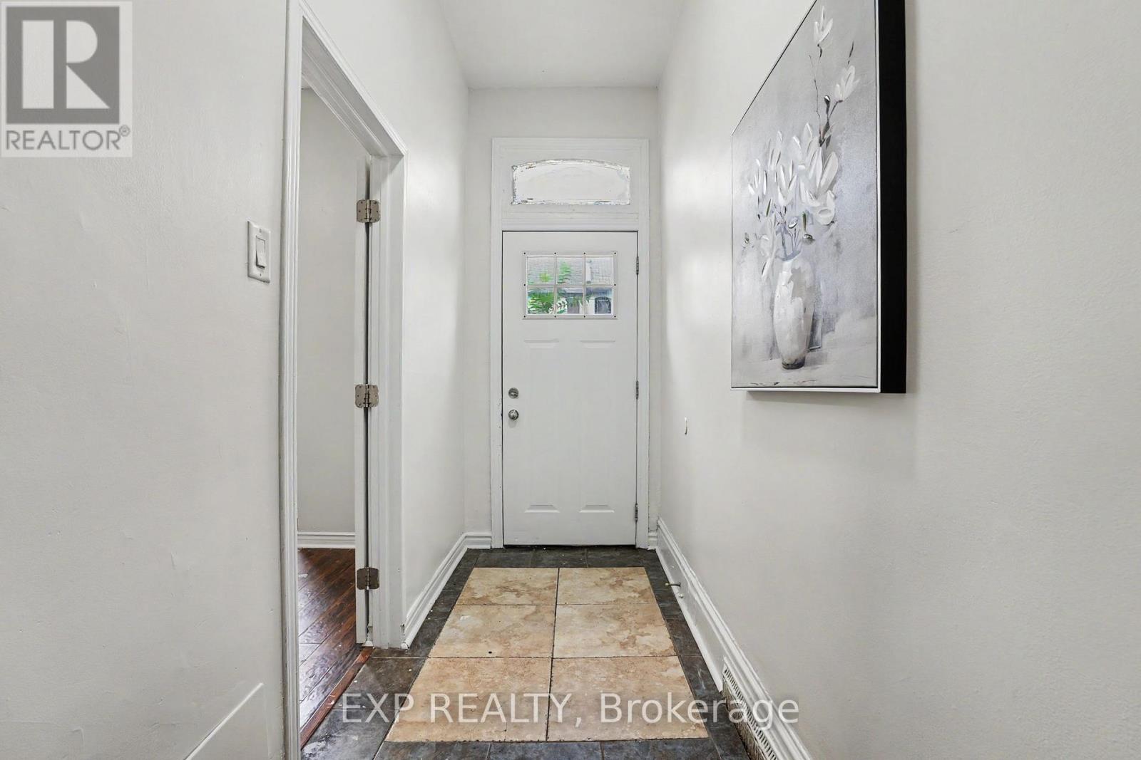 Residential in Hamilton (Beasley) 4
