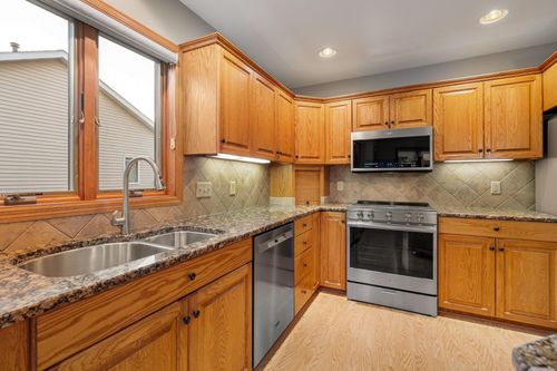 1511 16th Ave Sw, Austin, MN, 55912-1751 | Card Image