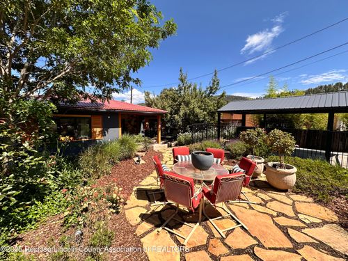 104 Bishop Rd, Ruidoso, NM, 88345-6046 | Card Image