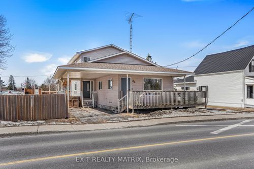 24 Main St N, Maxville, ON, K0C1T0 | Card Image