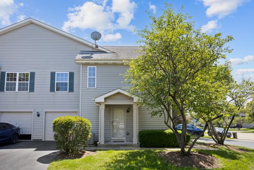 1113 Orleans Dr, Mundelein, IL, 60060-4870 | Card Image