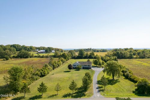 70 Johnny Cake Ln, Coxsackie, NY, 12051-3214 | Card Image