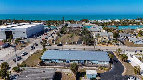 c-100 Bayshore Rd, NOKOMIS, FL, 34275-1952 | Card Image