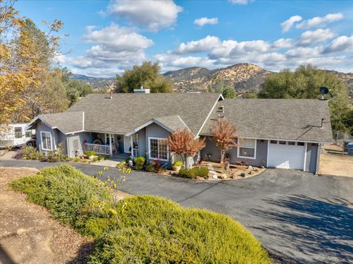 33655 River Knolls Rd, Coarsegold, CA, 93614-9092 | Card Image
