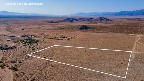 19 N Garrett Dr, Kingman, AZ, 86401 | Card Image