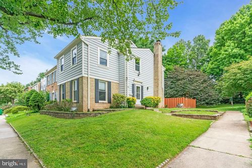 2 Goodport Ct, GAITHERSBURG, MD, 20878-1062 | Card Image