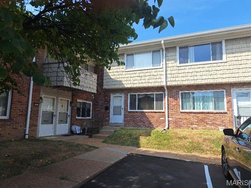 10819 Carroll Wood Way, Saint Louis, MO, 63128-1320 | Card Image