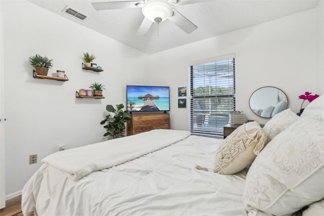 1120 Parker Canal Ct, House other with 4 bedrooms, 2 bathrooms and null parking in OVIEDO FL | Image 33